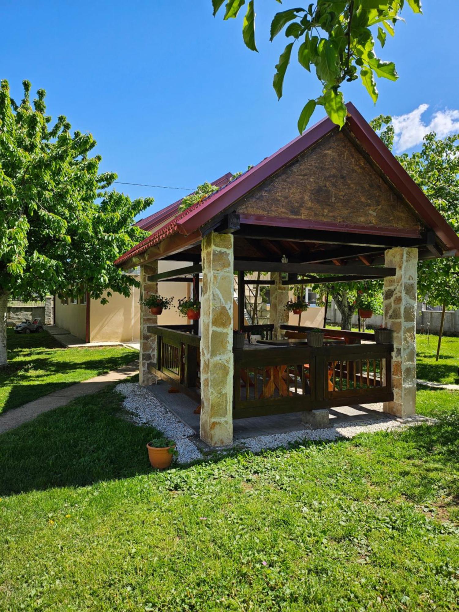 Calm Nest Διαμέρισμα Nikšić Εξωτερικό φωτογραφία